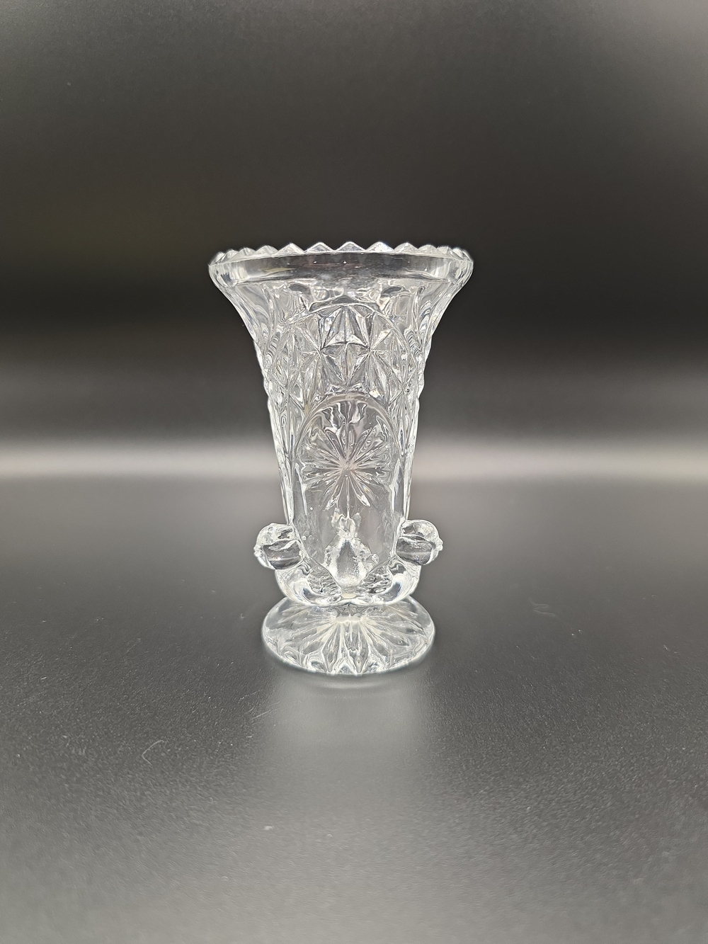 Hofbauer Brydes Crystal Bud Vase 3D Bird Motifs